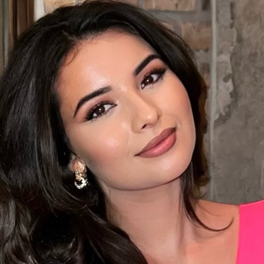 Meet your Posher, Mariana